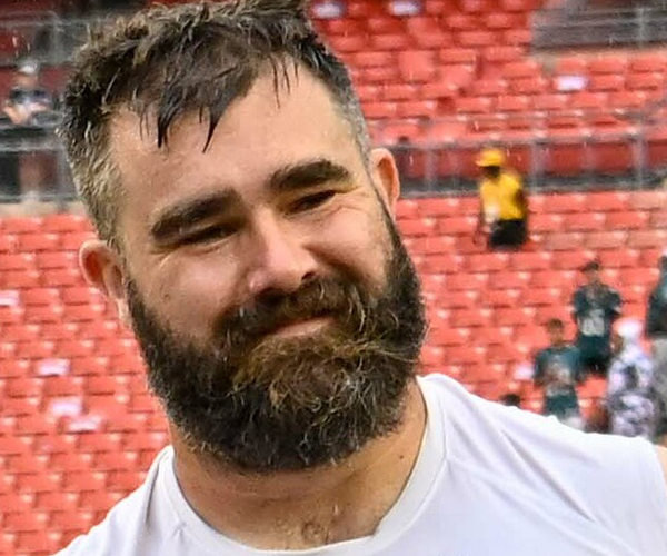 A picture of Eagles center Jason Kelce
