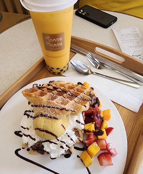 Boba and food from Mango Mango