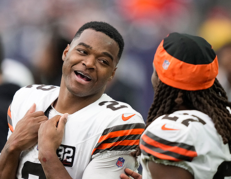 Browns wide receiver Amari Cooper and running back Kareem Hunt