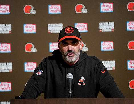 Cleveland Browns head coach Kevin Stefanski during a postgame press conference Cleveland Browns head coach Kevin Stefanski during a postgame press conference