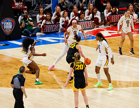 Iowa Hawkeyes vs. South Carolina Gamecocks NCAA Womens final four cleveland ohio