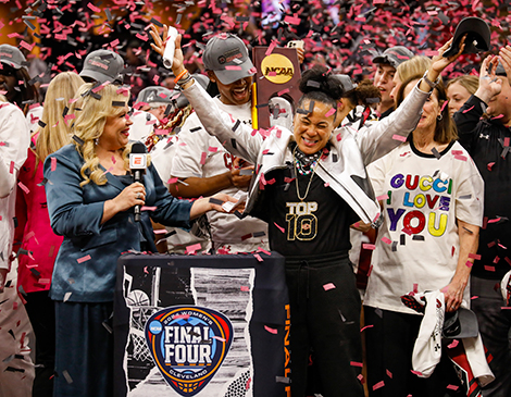 Iowa Hawkeyes vs. South Carolina Gamecocks NCAA Womens final four cleveland ohio