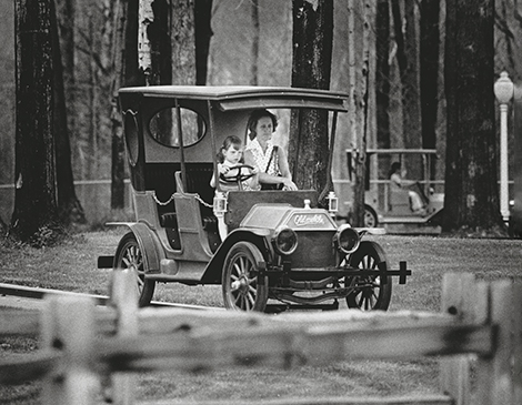 Two people in a cart at Geauga Lake Two people in a cart at Geauga Lake