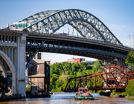 Veteran's Memorial Bridge plays a big part in Superman