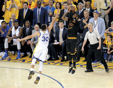 Steph Curry and Kyrie Irving Steph Curry and Kyrie Irving
