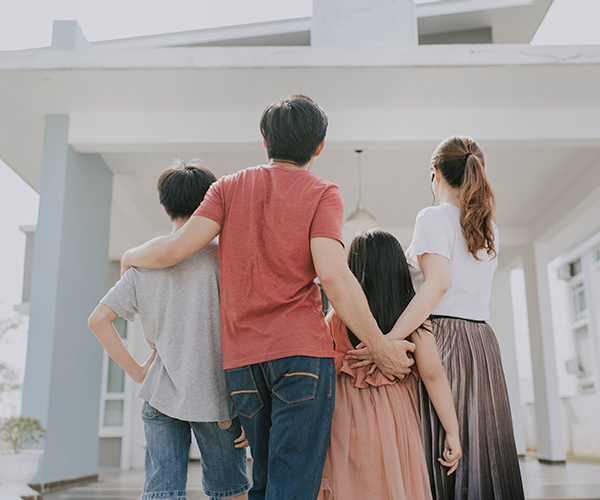 From low-inventory to low-interst rates, here's how changing trends will affect sellers and buyers.