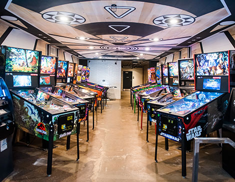 16-Bit Bar + Arcade 16-Bit Bar + Arcade