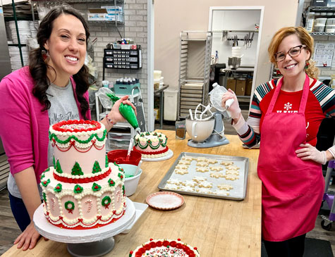 While Flower Cake Shoppe creates cake for Mariah Carey While Flower Cake Shoppe creates cake for Mariah Carey