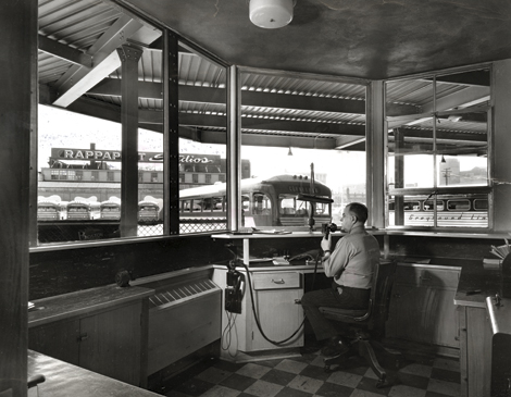 art_CP02978-Greyhound-Bus-Lines-Terminal_1948_recto art_CP02978-Greyhound-Bus-Lines-Terminal_1948_recto