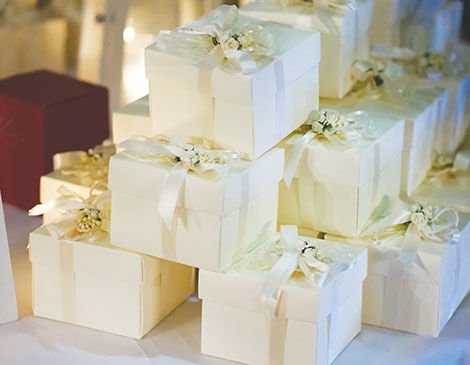 Bridal Party Gifts That Won't Stress You Out Bridal Party Gifts That Won't Stress You Out