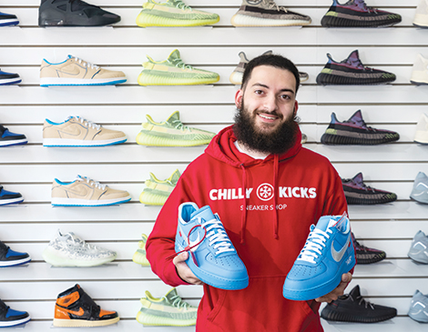 Mo Darowich: Chilly Kicks Mo Darowich: Chilly Kicks