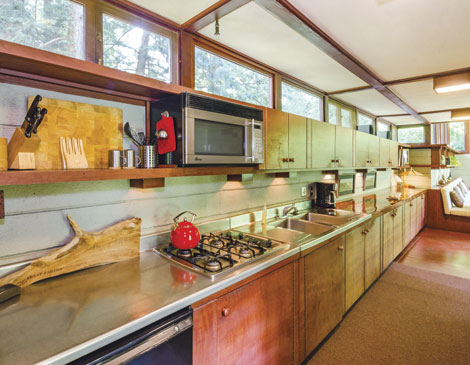 Penfield House — Kitchen