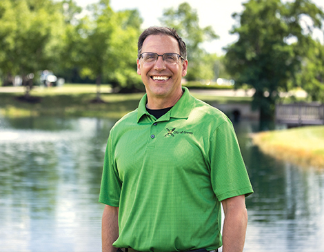 470x365-Article-14 Mayor Rocco Yeargin in front of pond