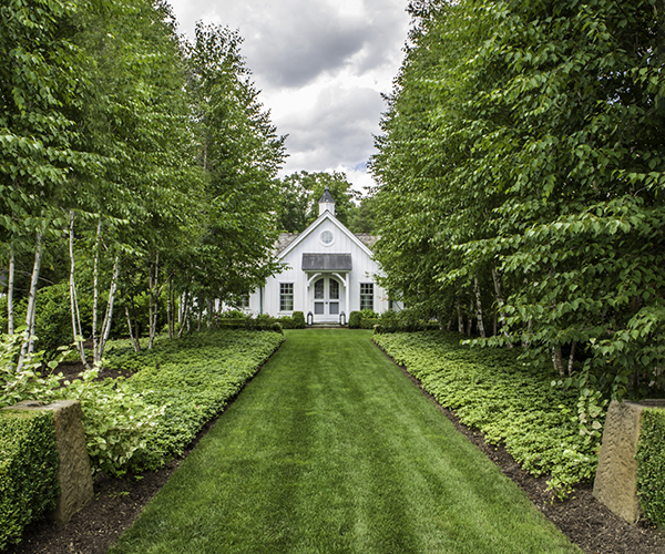 Lawn Allee, William Rogers