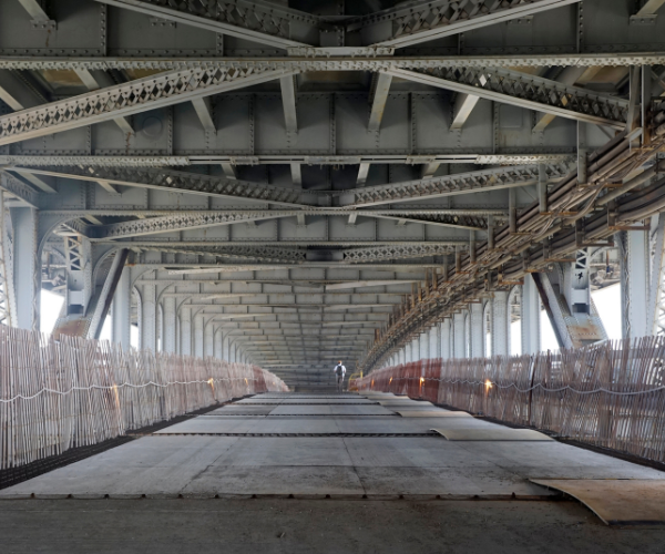 Veterans Memorial Bridge