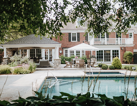 Shaker Heights Backyard, Suzuran Photography Shaker Heights Backyard, Suzuran Photography