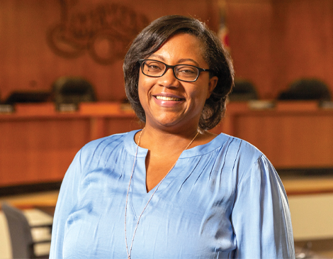 Angela Steiner headshot