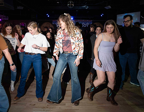 Line Dancing at Thirsty Cowboys Medina Cleveland 
