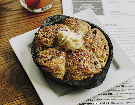 17 River Grille_Heavenly Biscuits_Chagrin Falls