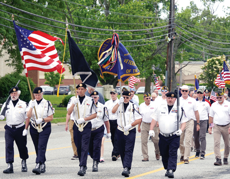feature-strongsville-memorialdayparade-article The Strongsville Memorial Day Parade