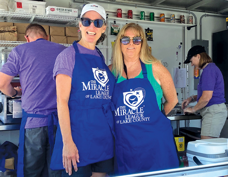 470x365-Article-1 Chamber Volunteers in aprons